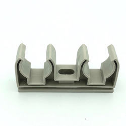 Двойной зажим полипропиленовый HEISSKRAFT